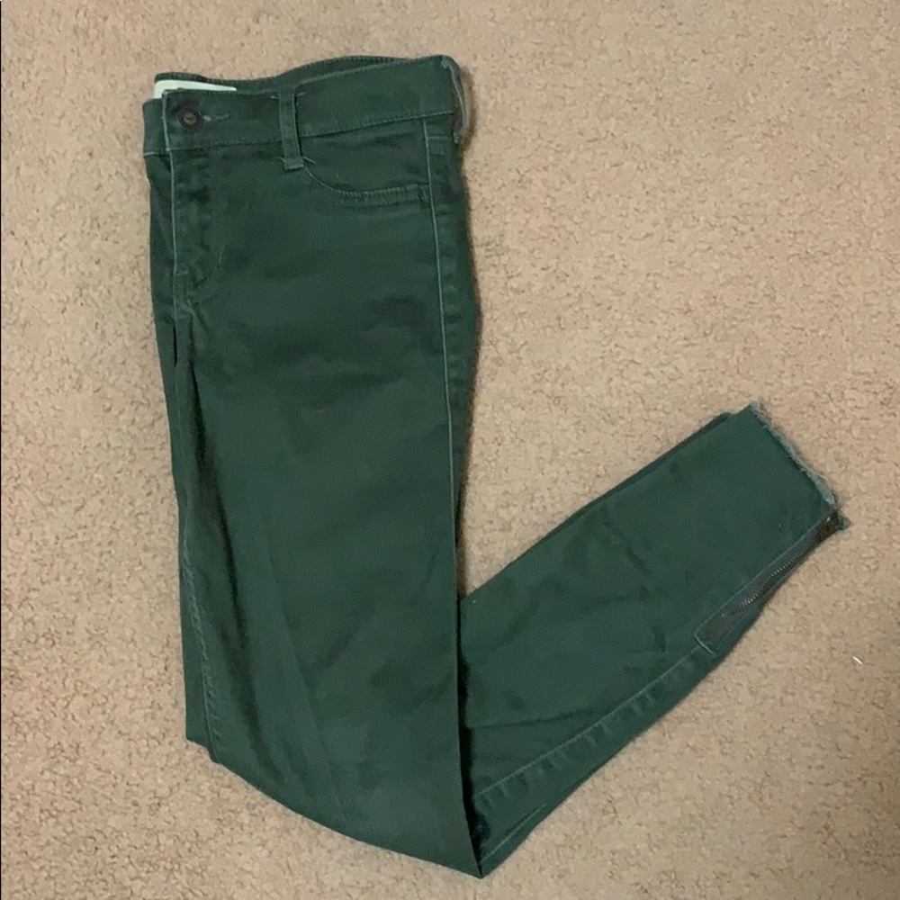 Hollister cropped jeans